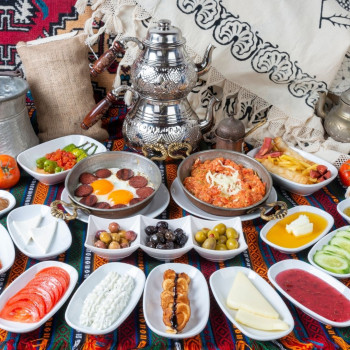 Serpme Kahvaltı