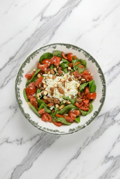 Bademli Roka Salatası