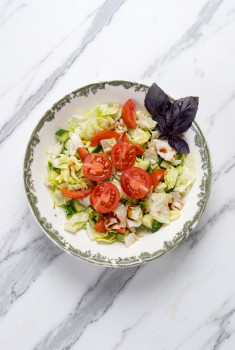 Ege Esintili Yeşil Salata